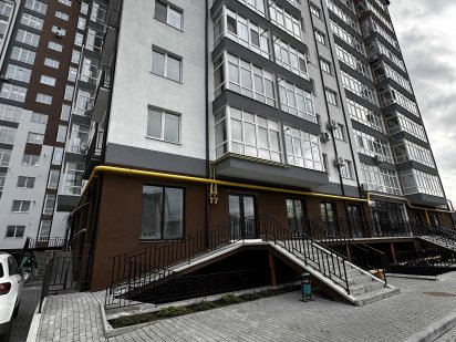 Продам комерційне приміщення,центр,Бандери-Незалежності,готове,здане Ивано-Франковск