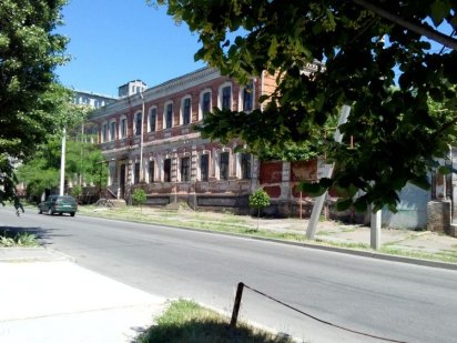 Продаж будівлі з прилеглою територією Кропивницкий