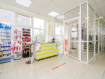 Продам будівлю на  вул. Суздальські ряди, 7. Земля у власності. Харьков