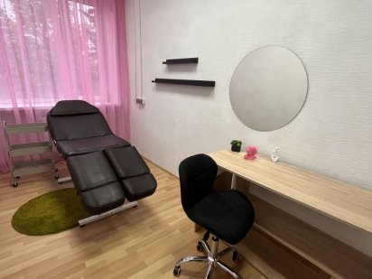 Оренда кабінету Оренда Кушетки оренда кабінета маникюрный стол Белая Церковь