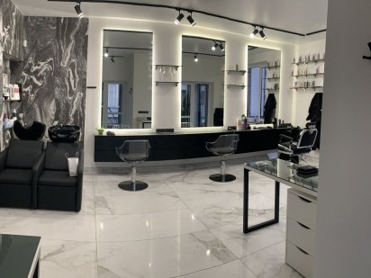 Оренда робочого місця для перукаря, колориста, барбера Рівне