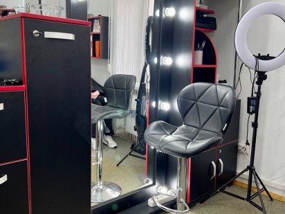 Оренда місця візажиста-бровіста Чернигов