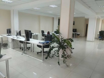Оренда офісу,початок  вул.Личаківської 310м2 Львов