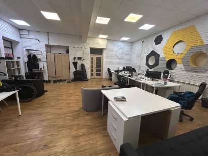 Оренда офісу з ремонтом у центрі Львова,215м2 Львов