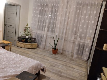 Сдам подобово 2-х кімнатну квартиру. Чугуев