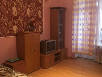 Сдам посутлочно, понедельно,  почасово. На 1 месяц. Днепр