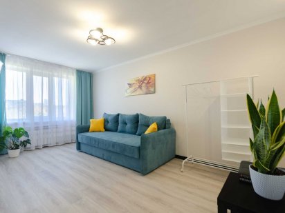 2-ух комн. пл Оболонская 1 (метро Оболонь 1 мин пешком) Київ