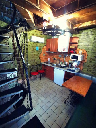 Коттедж №5, Приморский, 3 комнаты, кухня бар принадлежности - фото 1