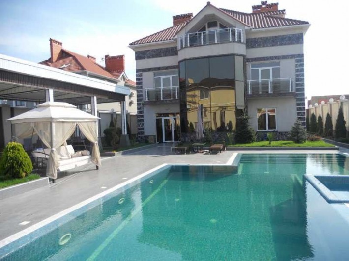 аренда роскошного дома с бассейном Совиньон - 2 - фото 1