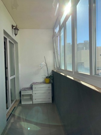 Сахарова/Бочарова, уютная квартира на 2 эт, с балконом - фото 1