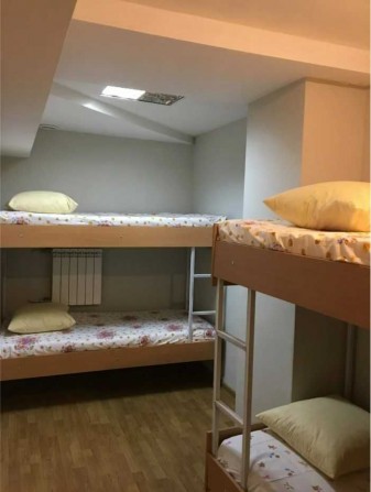 Сдам спальное место в общежитии на Антоновыча (метро Университет) - фото 1