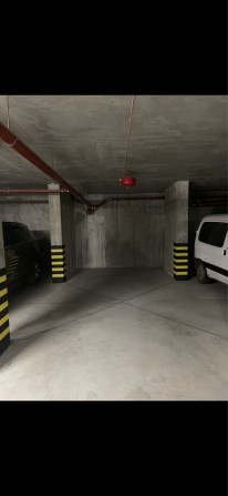 ПАРКОМІСЦЕ в підземному паркінгу(ОРЕНДА) Є зарядне для ЕЛЕКТРОМОБІЛІВ - фото 1