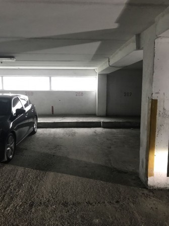 Паркоместо в закрытом паркинге по ул. Армейская - фото 1