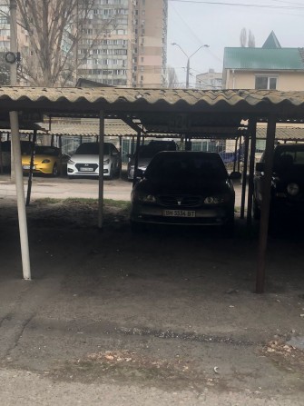 Сдается паркоместо на 36 стоянке Глушко  Ильфа и Петрова - фото 1
