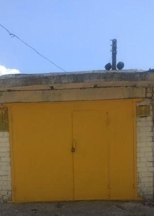 Гараж "Луч-2" в Октябрьском возле завода "Океан" с права - фото 1