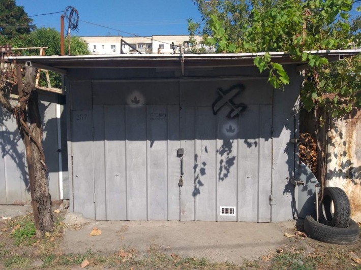 Продам гараж на охраняемой территории - фото 1