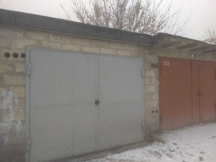 Продам капитальный гараж ул Морозова ,ГСК "Дружба" ,возле опт.складов - фото 1