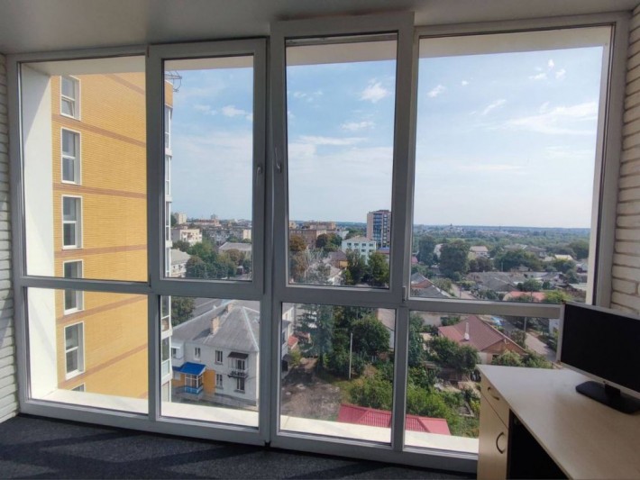 Продаж панорамної 1 кім квартири в ЖК Небосхил - фото 1