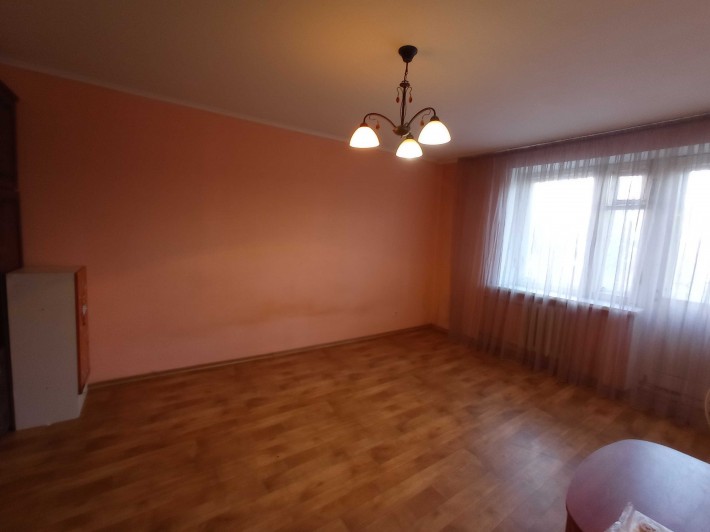 Однокімнатна квартира в цегляному будинку на вул.Київська - фото 1