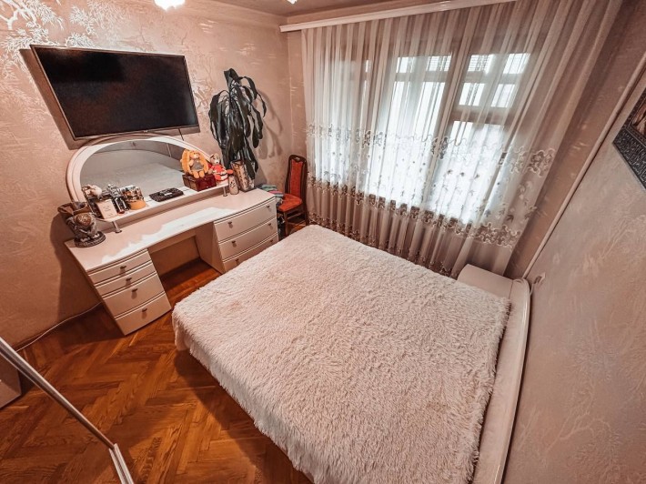 Продається 3 кімната квартира на Литвиненко. - фото 1