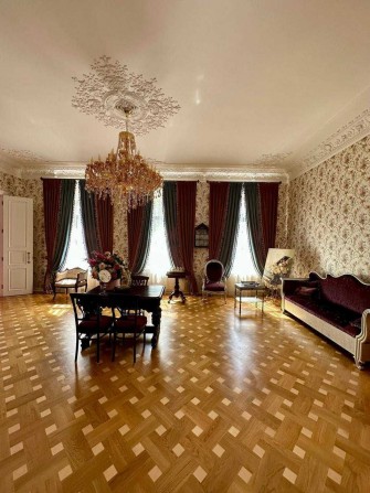 3-х комнатная квартира в  тихом  историческом центре Одессы - фото 1