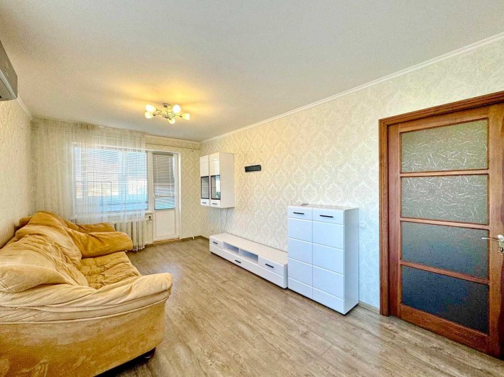 Продаю 3к квартиру в гарному стані на Чкалова - 6й Слобідській. ц1 - фото 1