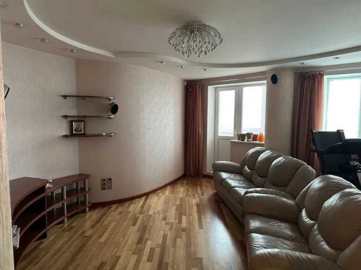 O S3 Продам 3 комнатную квартиру метро Гагарина - фото 1