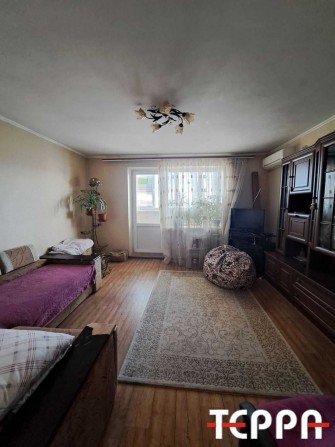 Продам двокімнатну квартиру в Шевченківському районі, вул. Криворізька - фото 1