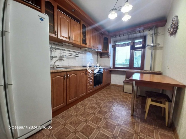 Продам 3-ри кімнатну квартиру в Чернігові (район Хряка) - фото 1