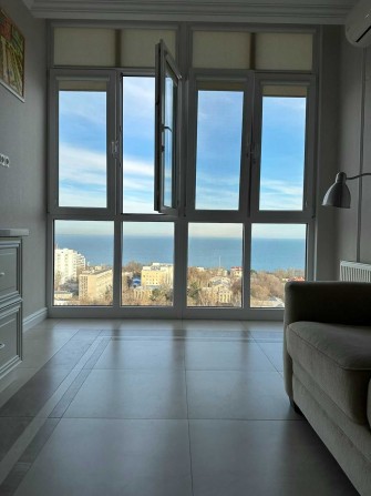 Продам 1 ком.квартиру Французский б-р, панорама моря, достойный ремонт - фото 1