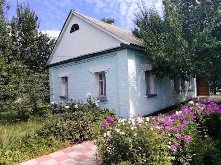 Будинок в м.Бобровиця із ''райським куточком''' - фото 1
