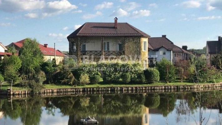 Продаж будинку з ремонтом біля озера 210м2 Васильків 11 соток - фото 1