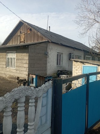 Продается дом в городе Доброполье - фото 1