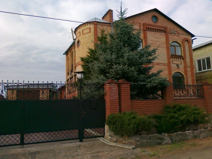 Добротный дом в престижном районе, Краматорск, долина бедных - фото 1