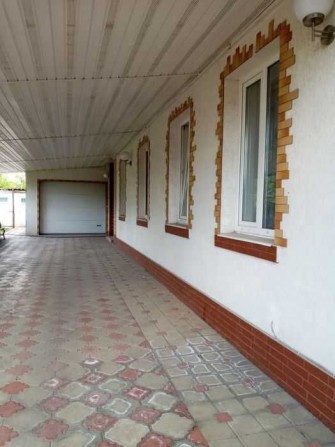 Продаем дом 1990-2000гг постройки в центре Чугуева - фото 1