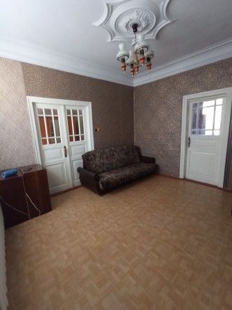 Продаю уютный ,чистый дом в Варваровке - фото 1