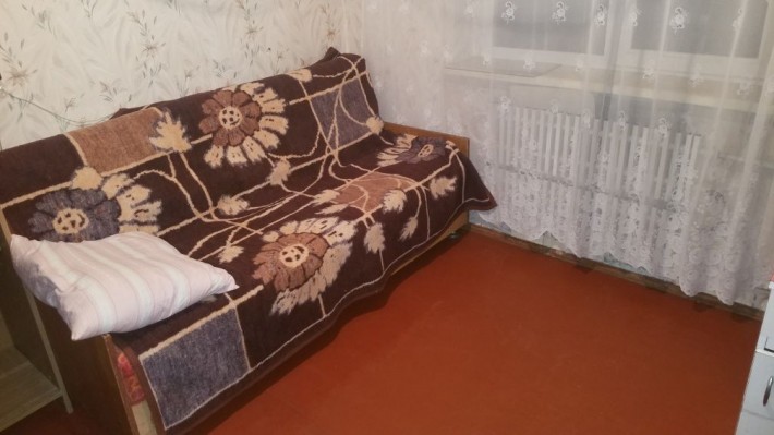 На підселення здається  ОКРЕМА кімната на Комарова, АГЕНТСТВО - фото 1