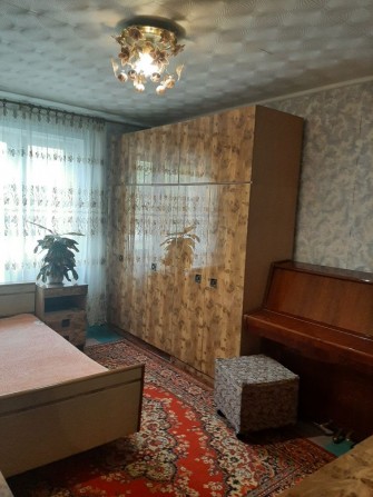 Сдам комнату в 3-х комн. кв. на Солнечном, ул М. Малиновского, р-н АТБ - фото 1