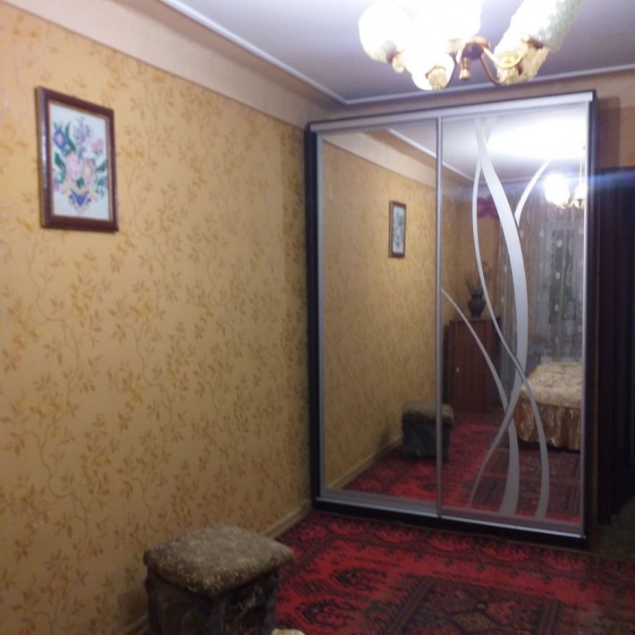 Кімната для дівчини (метро Лісова) - фото 1