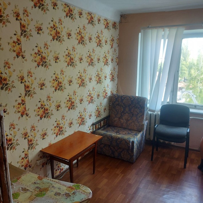 Кімната в комунальній квартирі - фото 1