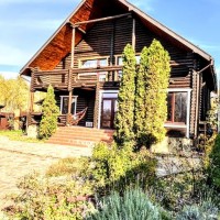 Будинок-зруб з басейном з підігрівом та лазнею Київ