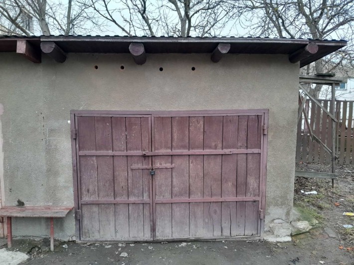 Продам гараж в центрі  міста Шепетівка - фото 1