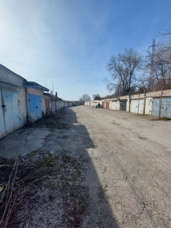 Продается капитальный гараж в Днепровском районе - фото 1