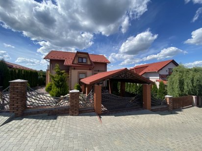 Оренда квартири, будинку подобово або погодинно Аренда посуточно Чернівці