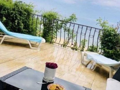 Коттедж, дом  в Совиньоне  1 линия от моря, посуточно, Одесса