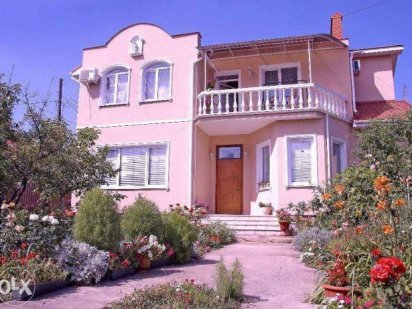 Cдам посуточно дом 10 фонтана Толбухина,есть 4 спальни,гостинная ) Одесса