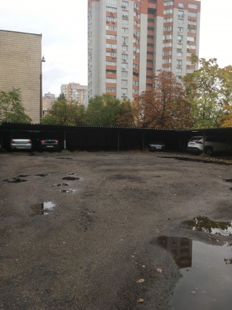 Крытая парковка возле м.Дарница - фото 1