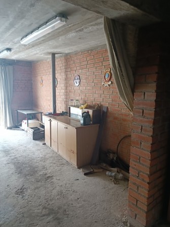 Капітальний гараж в центрі Полтави  поряд  березовий сквер - фото 1