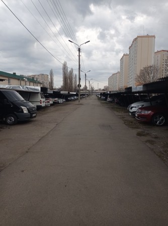 Место на автостоянке N41 Киевский  район. Проспект Небесной Сотни - фото 1