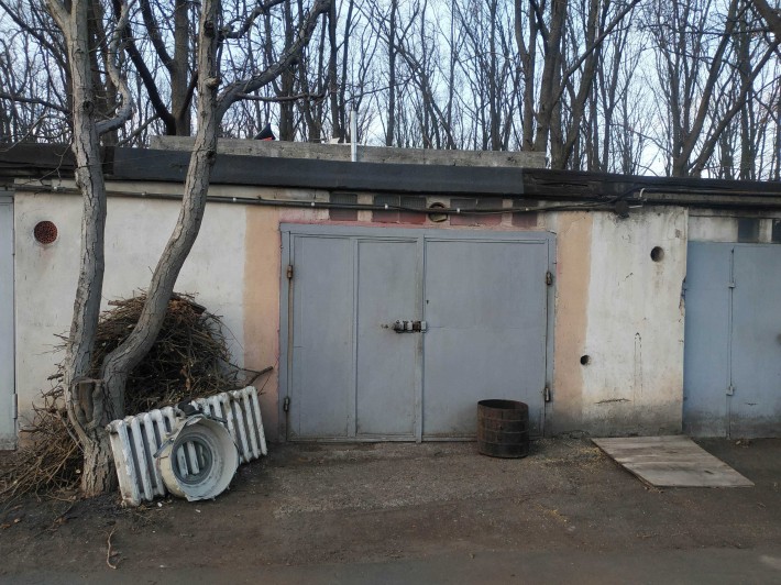 Продам гараж в районе аэропорта - ул. Радостная - фото 1